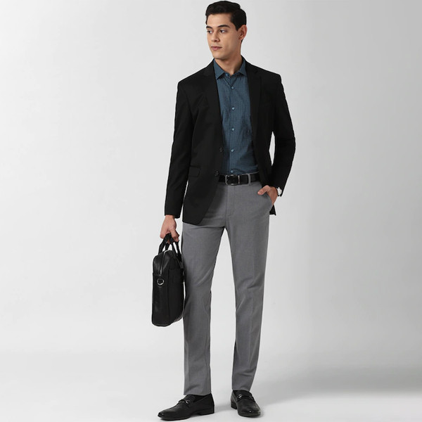 Men Black Solid Slim-Fit Single-Breasted Blazer
